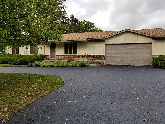 2nd image of 6620 Maceday Dr