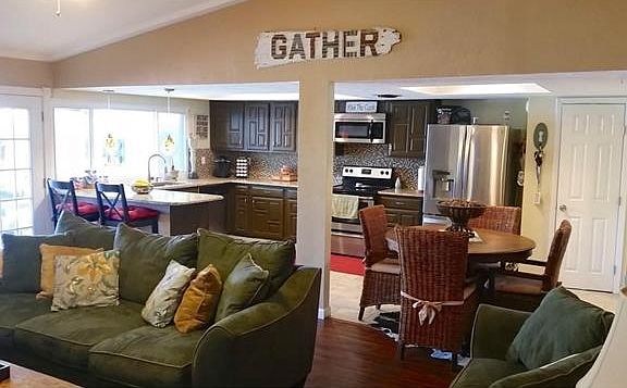 4th image of 4801 Nash Dr