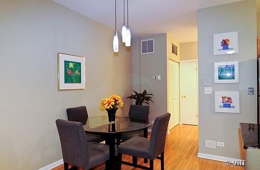 1st image of 3516 N Sheffield Ave #1R