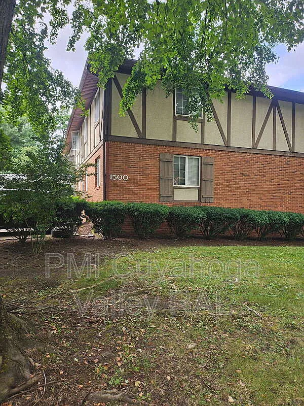 English Market Apartments — Photo 1