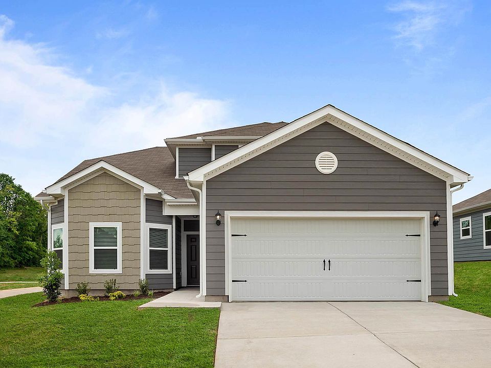 Enjoy flexible living in this 4-bedroom, 2,5-bathroom home