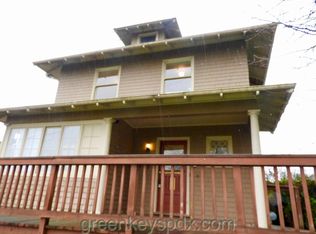 4104 SW View Point Ter, Portland, OR 97239