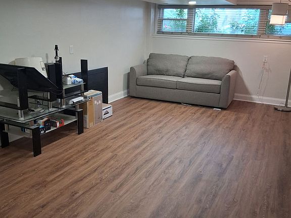 5th image of 5789 N Elston Ave