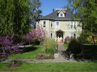 750 NW 4th St, Grants Pass, OR 97526