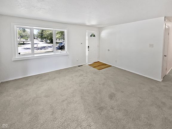 3rd image of 10439 Chris Dr