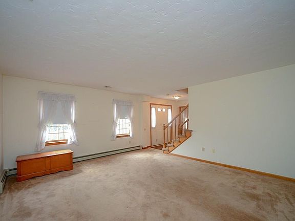 2nd image of 51 Erica Dr