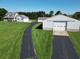 2658 Reynolds Rd, Ashton, IL 61006