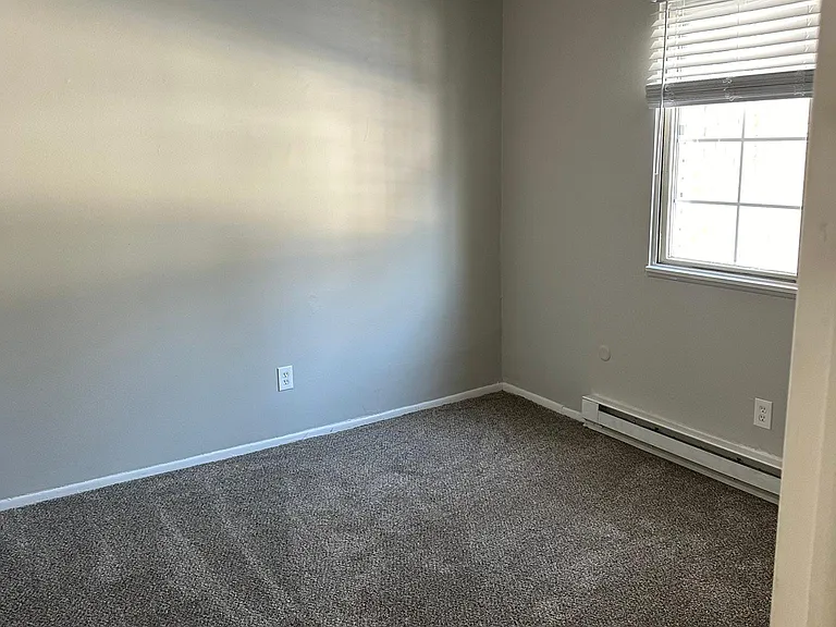 Mulberry Row Apartments — Photo 10