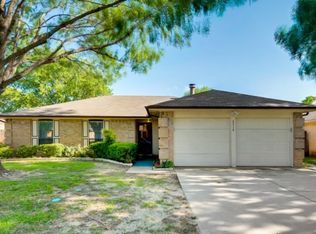 2314 Springridge Dr, Arlington, TX 76014