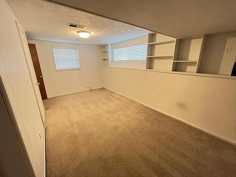 Bedroom 3, great office space
