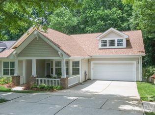 6855 Colonial Garden Dr, Huntersville, NC 28078