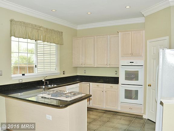 2nd image of 5524 Jowett Ct