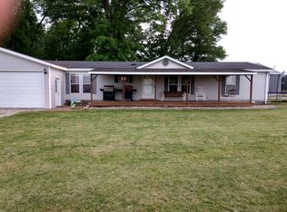 2050 County Road 750n, Greenup, IL 62428