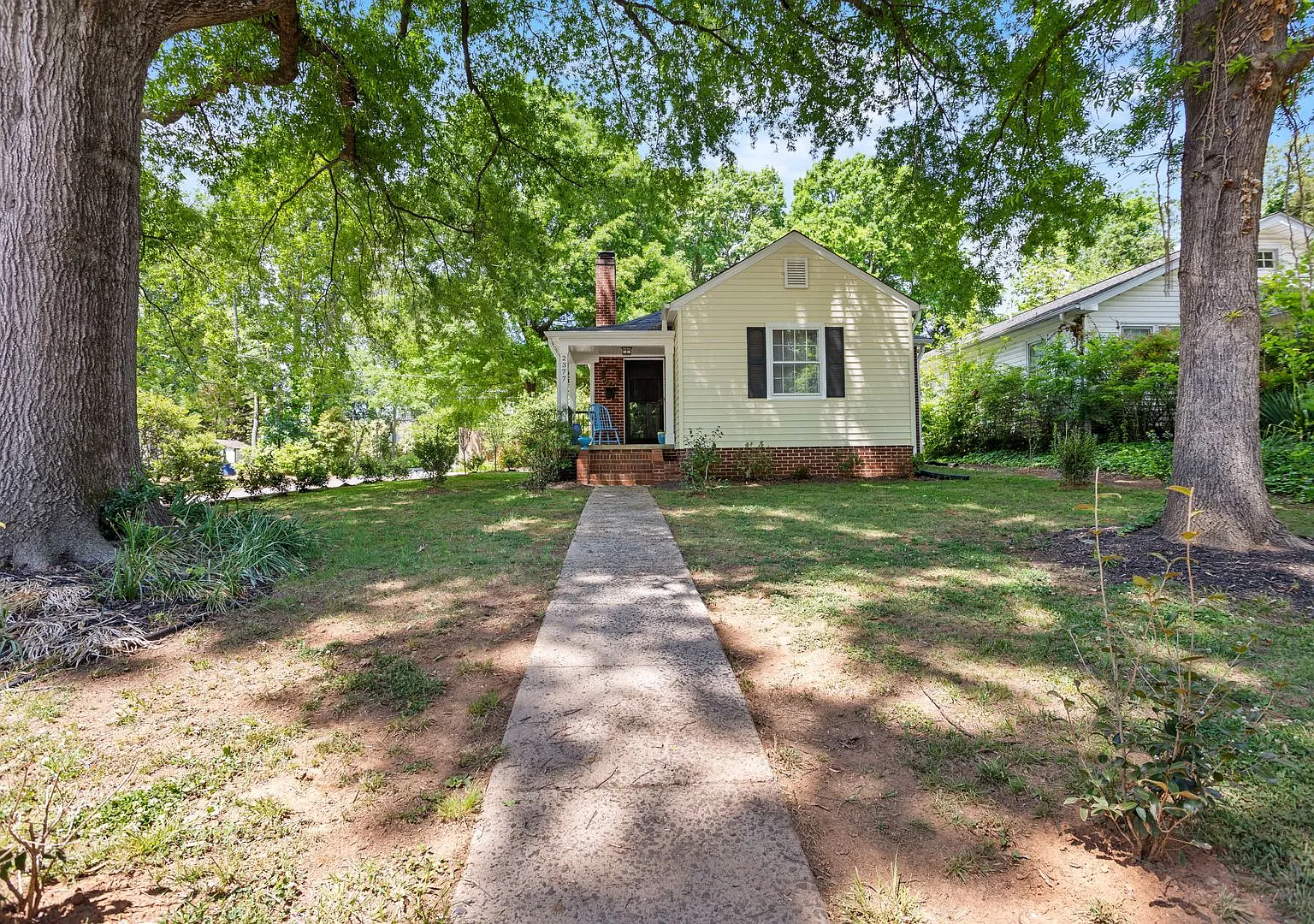 Boutique-Style retreat in the heart of Ardmore — Photo 2