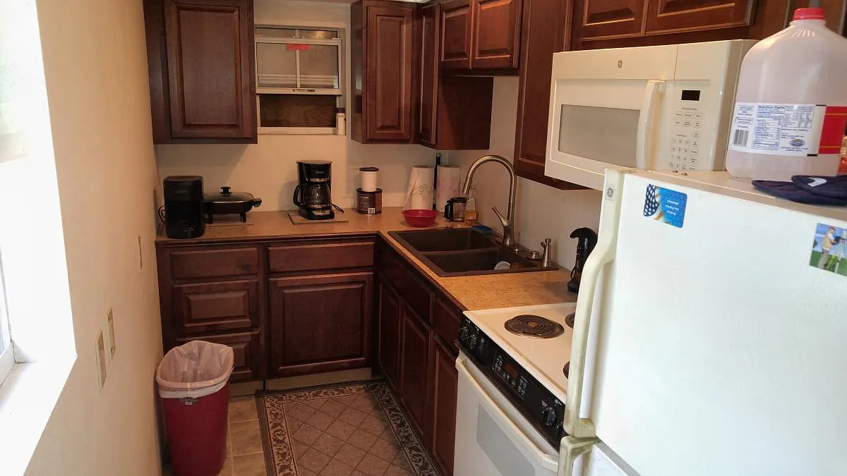 1 bed, 840 sqft, $1,600 — Photo 4