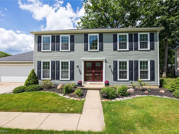 2nd image of 20760 Forestwood Dr