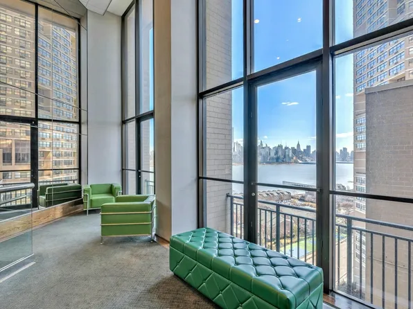 7004 Blvd East image 36 of 39