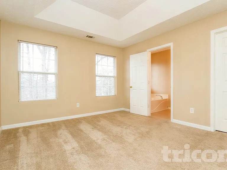 520 Gatewood Dr — Photo 6