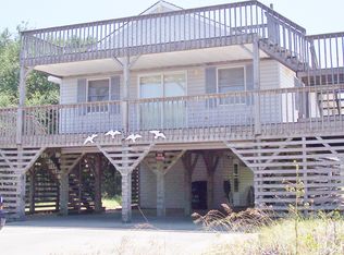 207 Clam Shell Dr, Kill Devil Hills, NC 27948