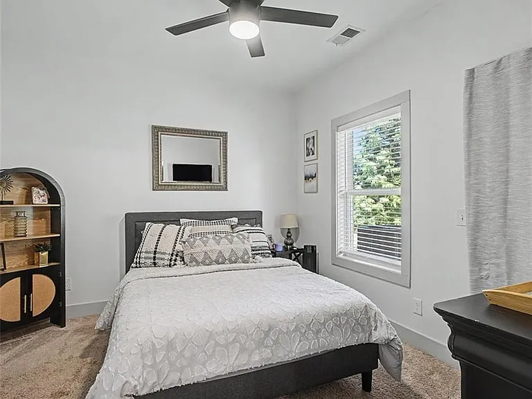 1196 Wylie St SE — Photo 19