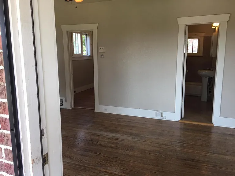 3330 N Saint Paul St — Photo 6