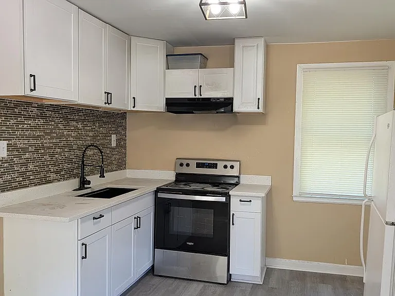 3307 Guthrie Dr — Photo 3