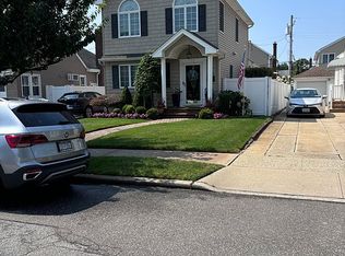 2698 Rosebud Ave, Merrick, NY 11566