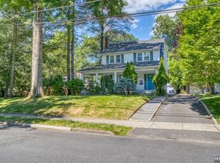 36 Whitney St, Closter, NJ 07624
