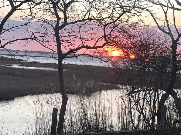 60 Seville Dr, Brick, NJ 08723