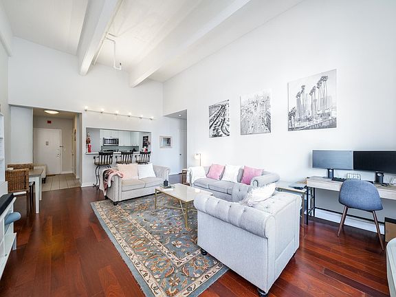 4th image of 1500 Washington St APT 6S
