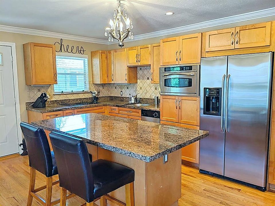 1st image of 1449 Heights Blvd APT 226