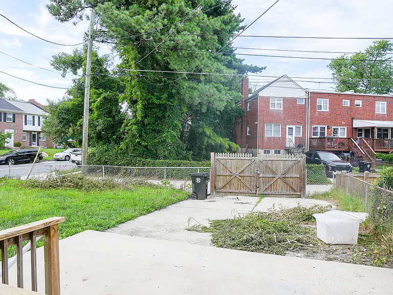 1200 Deanwood Rd — Photo 26