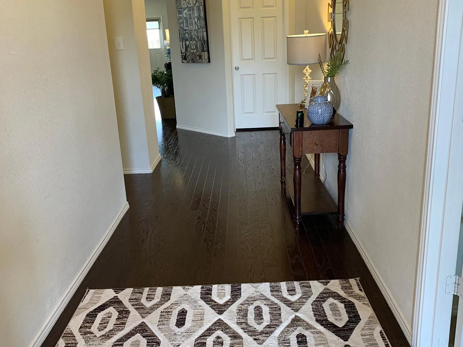 3 bed, 2151 sqft, $2,400 — Photo 3