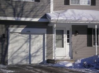 1590 Hickory Rd, Woodstock, IL 60098