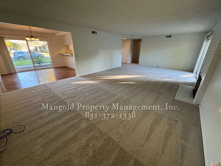 22490 Ferdinand Dr — Photo 4
