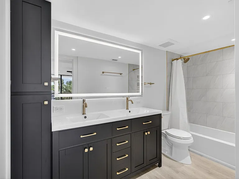 136 Lakeshore Dr — Photo 34