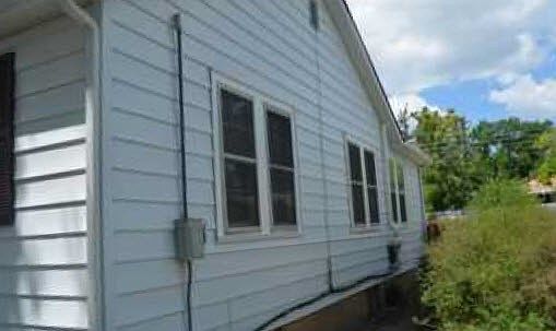 4th image of 239 N Elkhart Ave