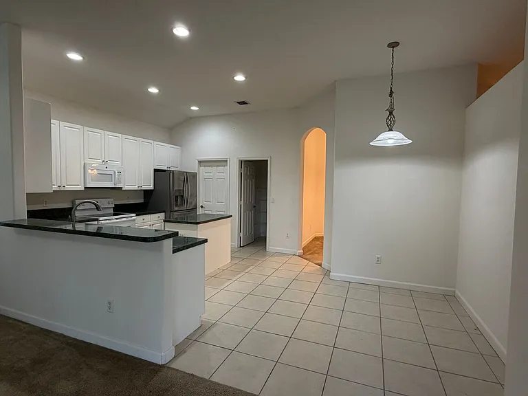 3205 Brookfield Dr — Photo 16