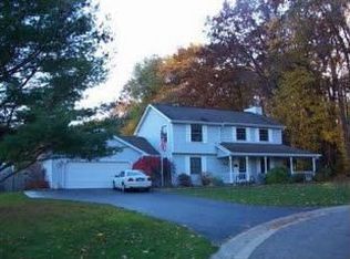 155 Del Rio Ln, Battle Creek, MI 49015