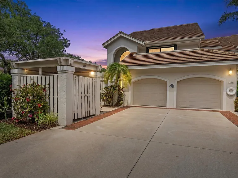 3971 Schooner Pointe Dr #201 — Photo 2