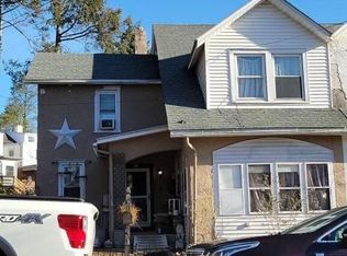 29 W 2nd St, Boyertown, PA 19512