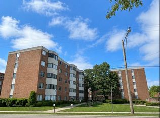 5500 Lincoln Ave Unit 107, Morton Grove, IL 60053