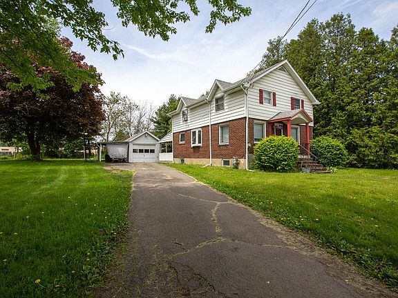 3rd image of 4045 Rockwell Ave