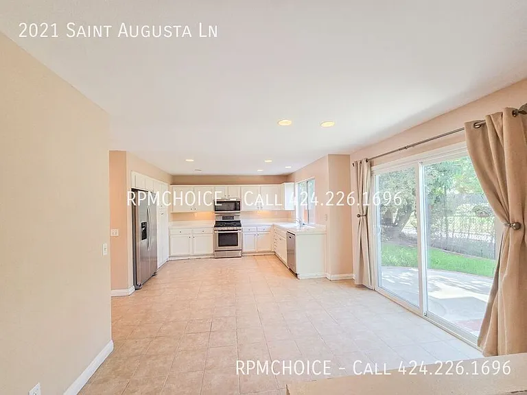 2021 Saint Augusta Ln — Photo 10