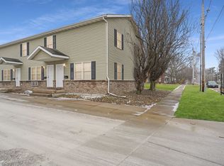 104 S Oak St, Normal, IL 61761