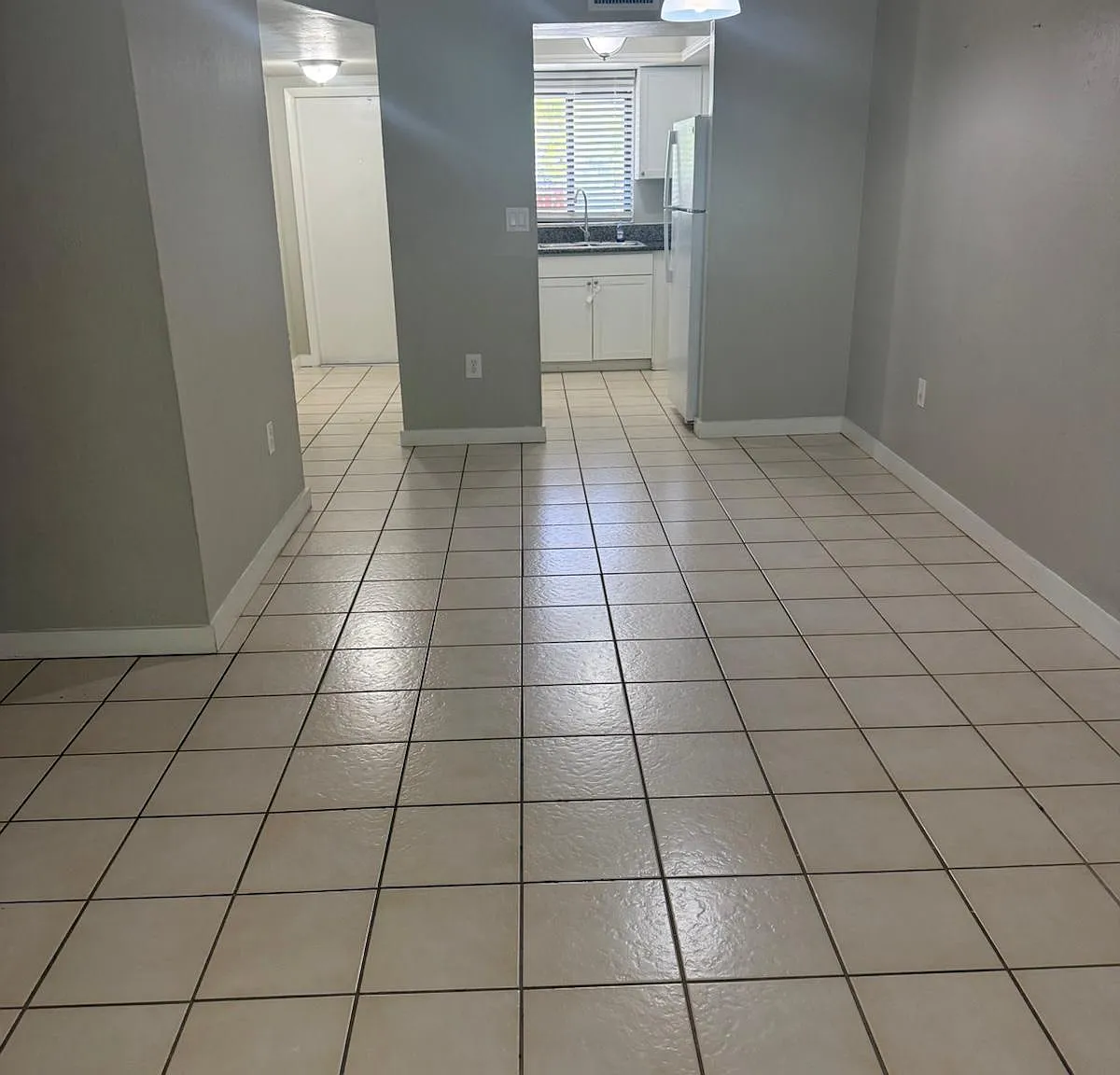 2 bed, 752 sqft, $1,350 — Photo 3