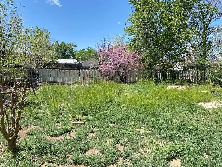 2632 Pear St — Photo 13
