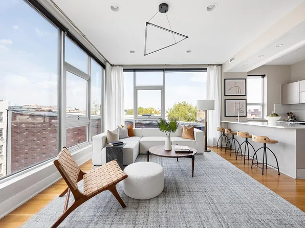 128 Newton St APT 4A, Brooklyn, NY 11222