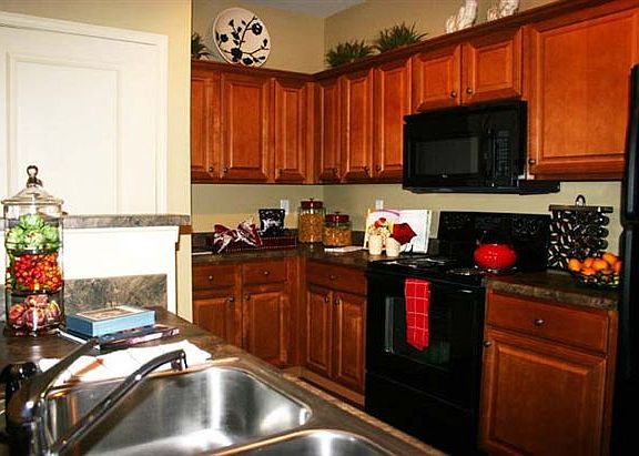 Spacious Designer Kitchen