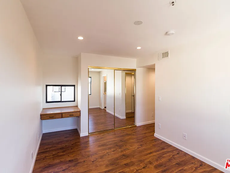 301 W Loraine St #8 — Photo 24